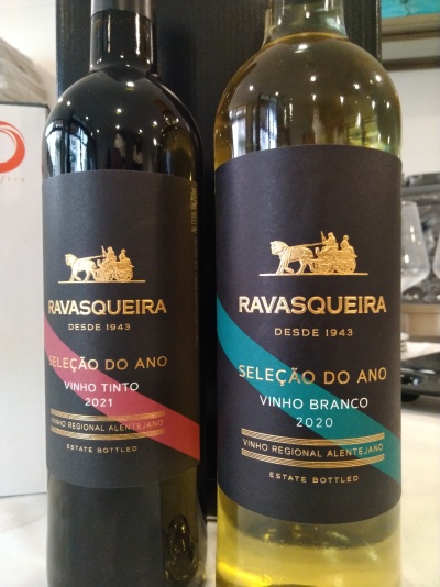 http://www.cantorias.pt/product/pack-via-alentejo-vinho-selecao-do-ano