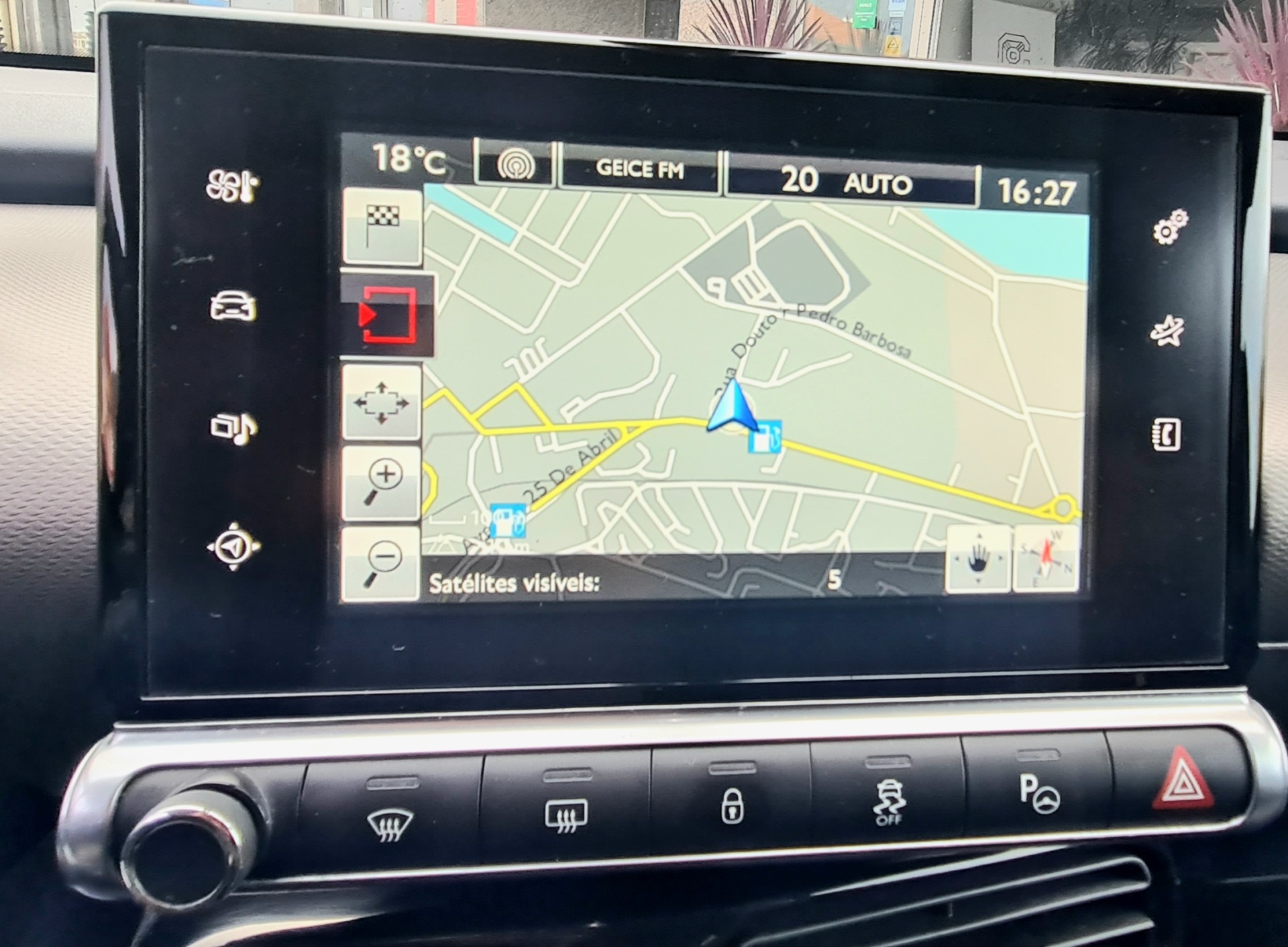 CITROEN C4 CACTUS 1.2 SHINE CITROEN C4 CACTUS 1.2 SHINE