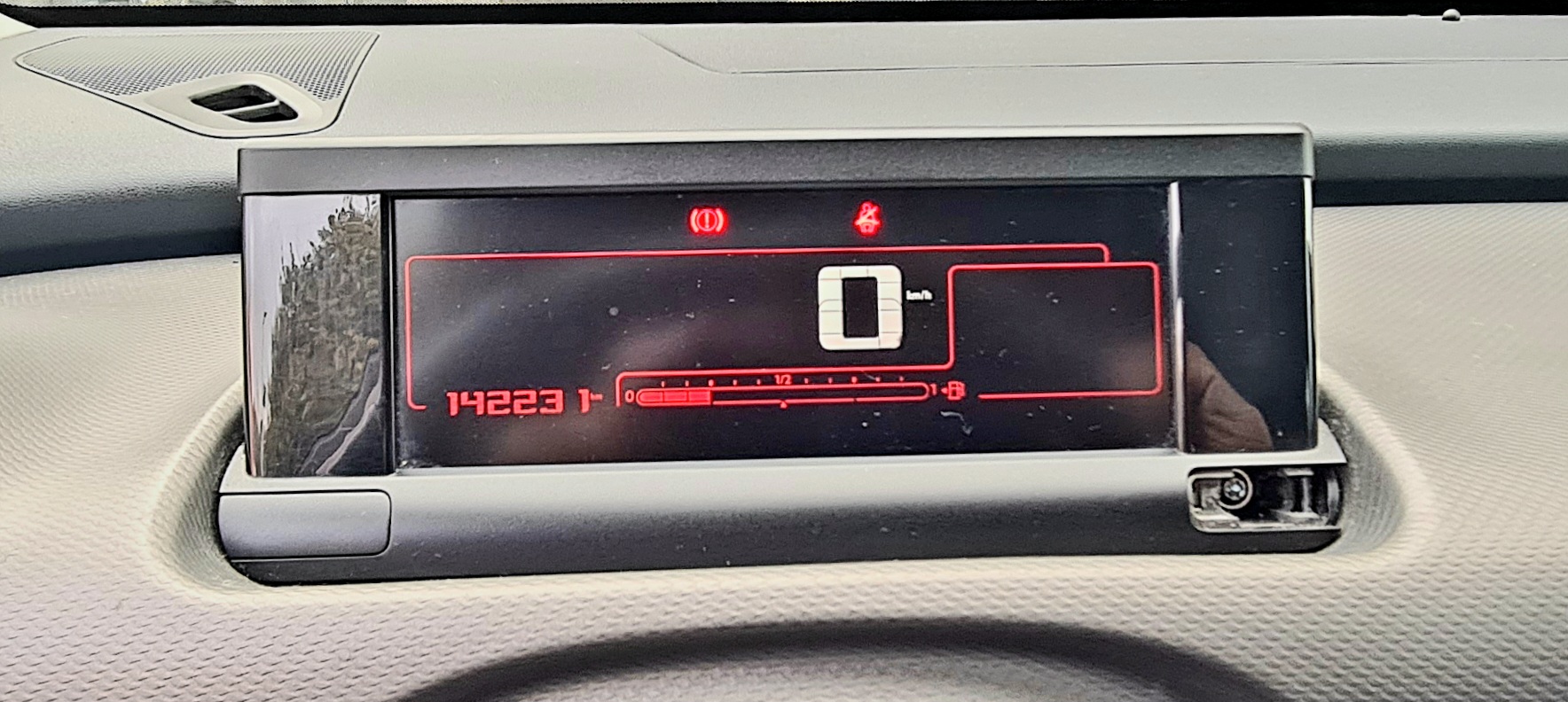 CITROEN C4 CACTUS 1.2 SHINE CITROEN C4 CACTUS 1.2 SHINE