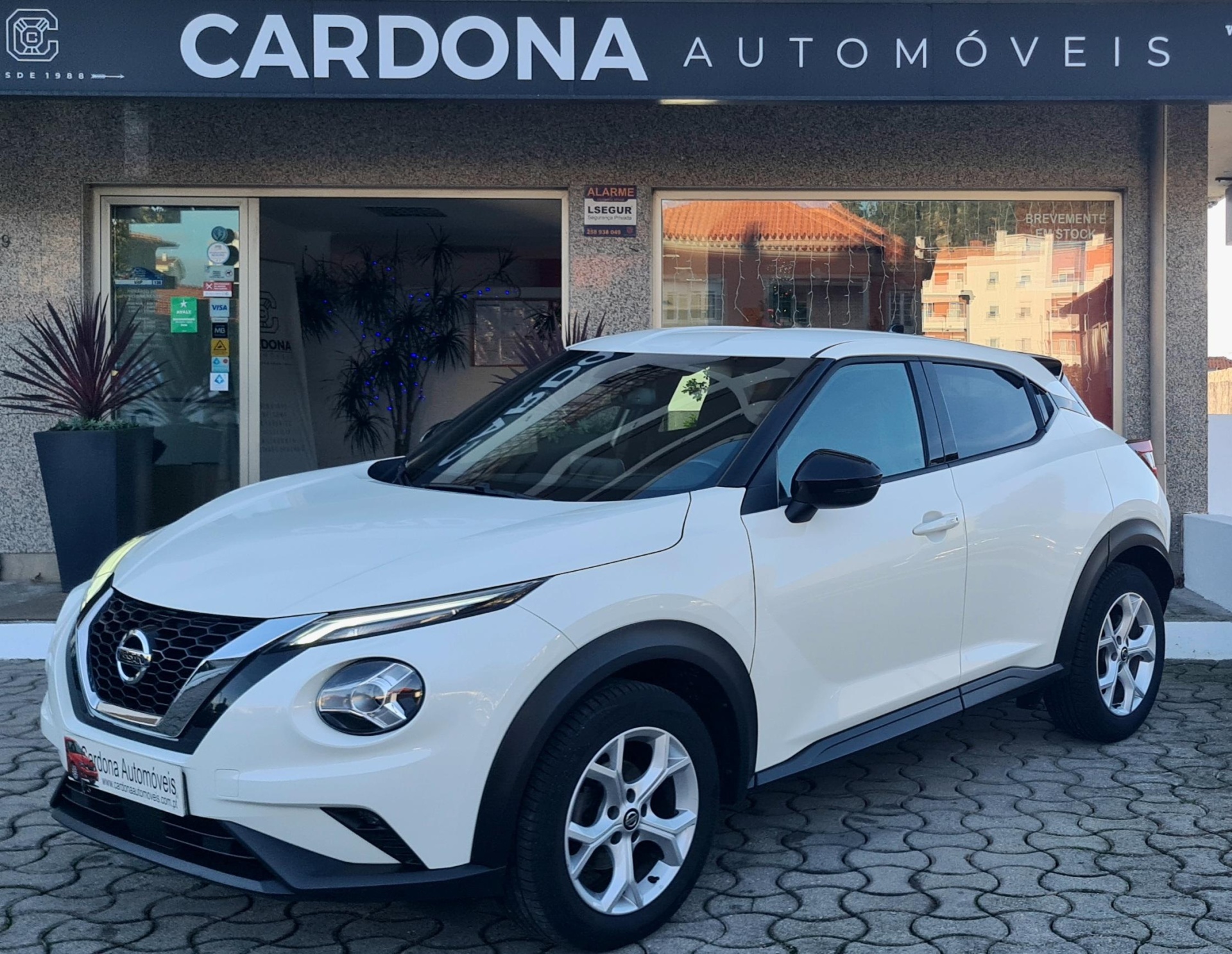 NISSAN JUKE 1.0 TCE CONNECT NISSAN JUKE 1.0 TCE CONNECT