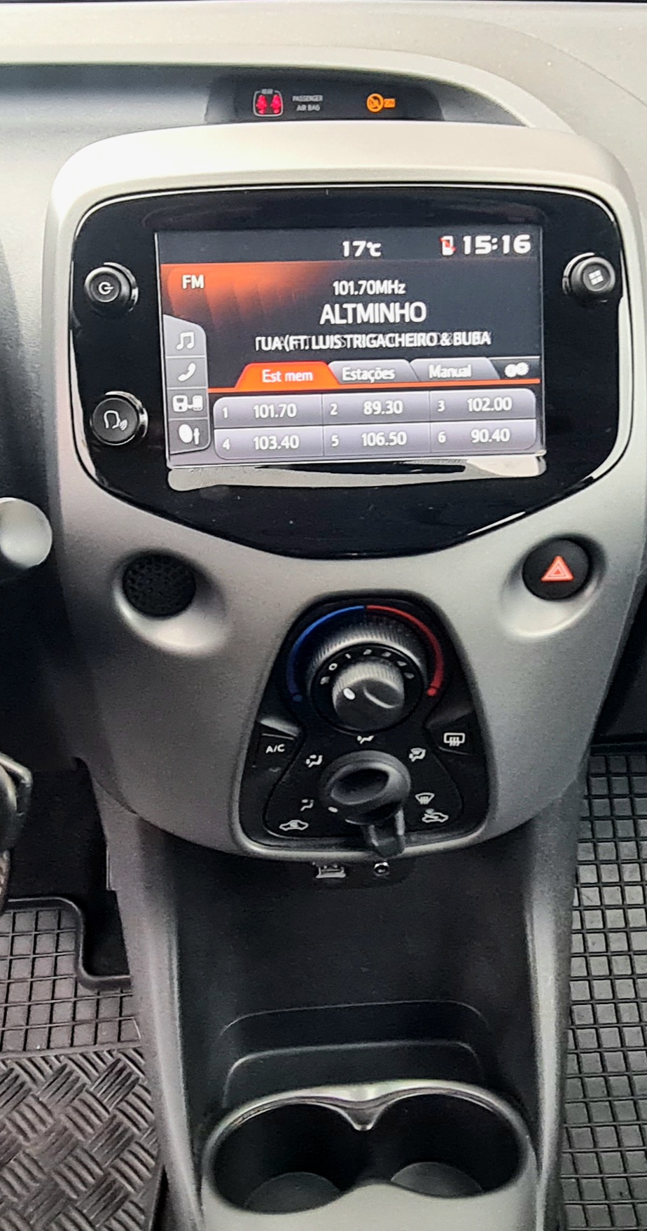 TOYOTA AYGO 1.0 I X PLAY TEAM DEUTSCHLAND TOYOTA AYGO 1.0 I X PLAY TEAM DEUTSCHLAND