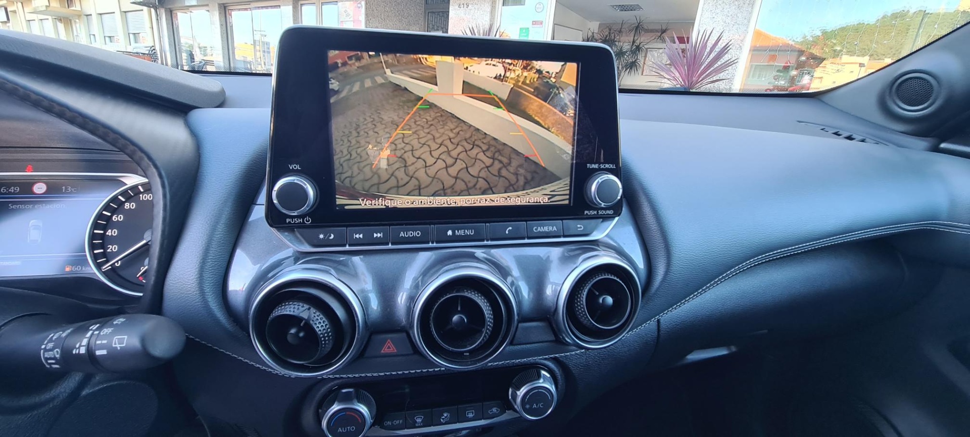 NISSAN JUKE 1.0 TCE CONNECT NISSAN JUKE 1.0 TCE CONNECT