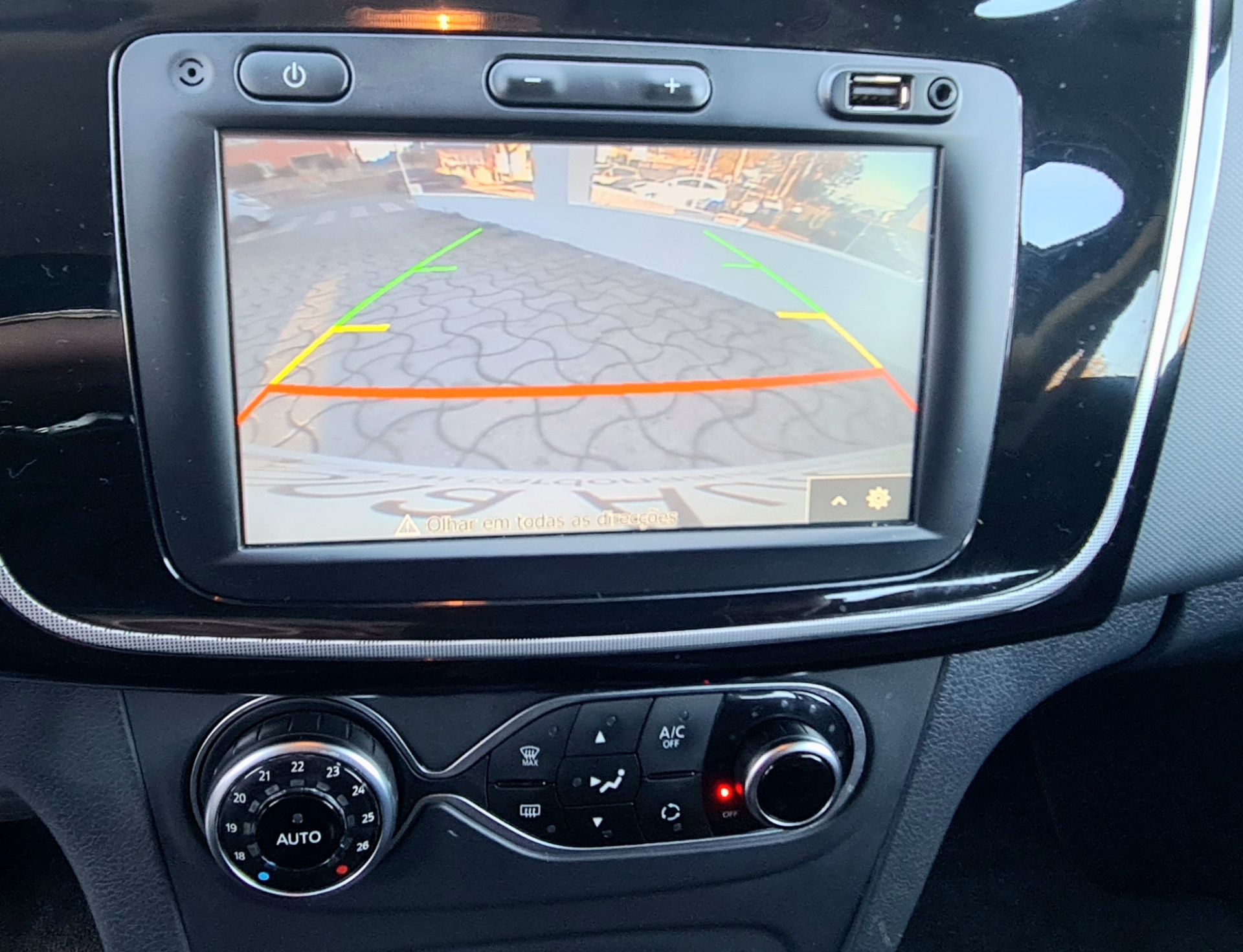 DACIA SANDERO STEPWAY 0.9 TCE DACIA SANDERO STEPWAY 0.9 TCE