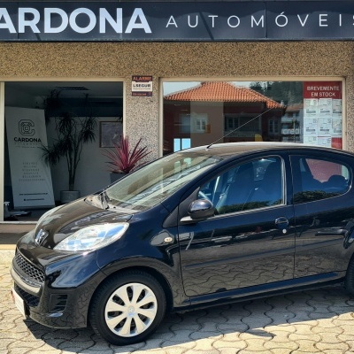 PEUGEOT 107 1.0 i TRONIC