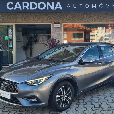 INFINITI Q30 S 1.5 d