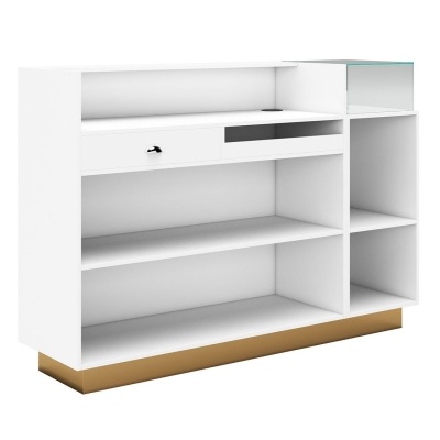 Móvel de armazenamento branco com prateleiras, gaveta e base dourada