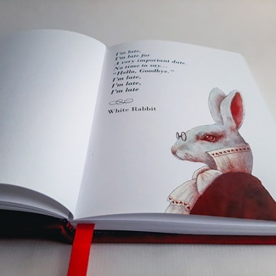 Existe num caderno em branco uma centelha de esperança