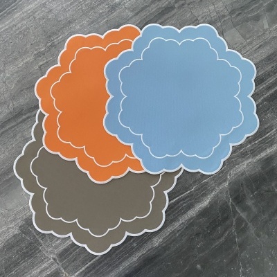 Individual&#x20;de&#x20;mesa&#x20;Carmen&#x20;azul&#x20;claro&#x20;&#x28;imperme&#x00E1;vel&#x29;