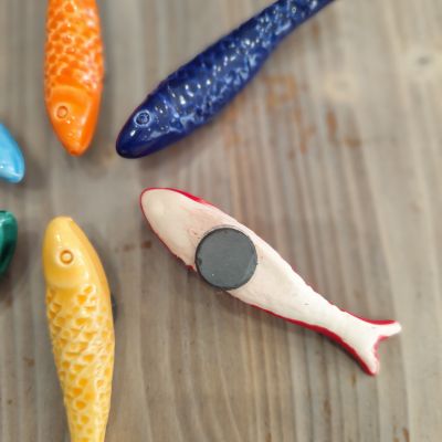 🐟 Magnético Sardinha em Cerâmica Portuguesa – Feito à Mão