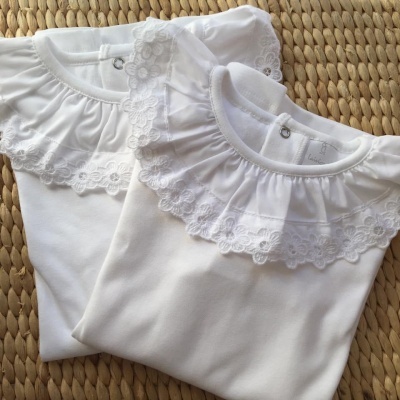 GOLINHA COM BORDADO INGLÊS