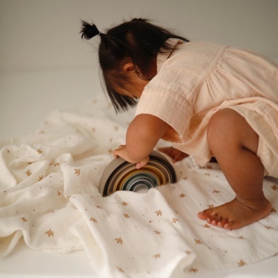 ARCO-ÍRIS EMPILHÁVEL