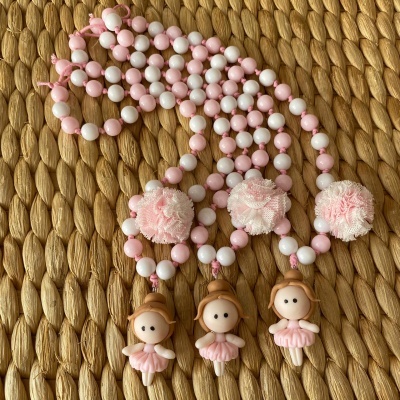 COLAR POMPOM & BAILARINA
