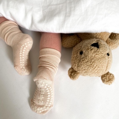 CONJUNTO DE MEIAS ANTIDERRAPANTES