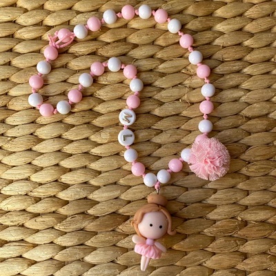 COLAR BAILARINA COM POMPOM | PERSONALIZADO