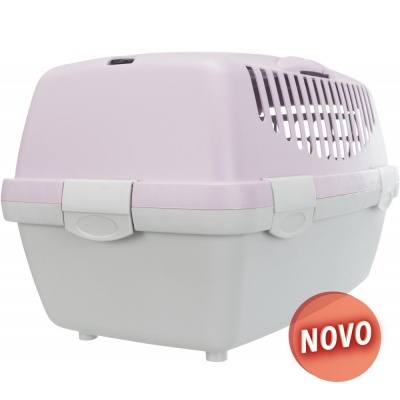 Transportadora de animais rosa clara e cinza com fechos brancos e etiqueta 'NOVO'