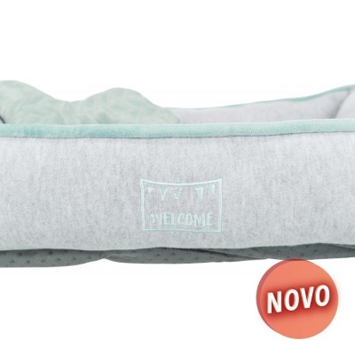 Cama para animais cinzenta com borda verde e bordado WELCOME