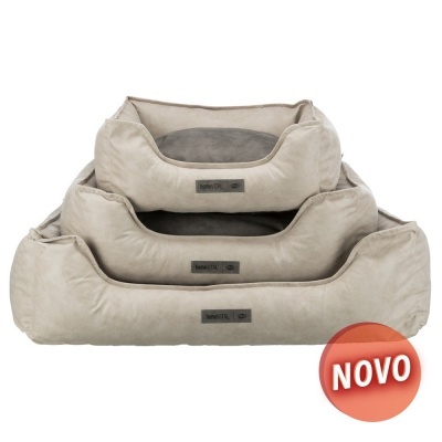 Três camas para animais de estimação bege empilhadas, etiqueta homeFUL e selo NOVO