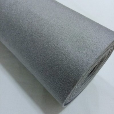 feltro cinzento claro
