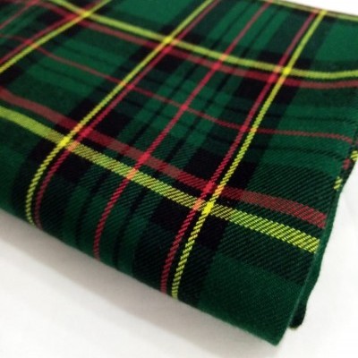 Tartan escocês em verde