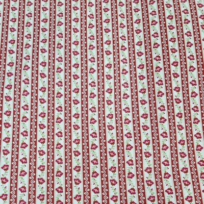 Chita&#x20;Vermelha&#x20;com&#x20;flores&#x20;rosa