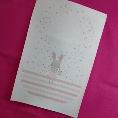 Babete com Coelhinha com flores