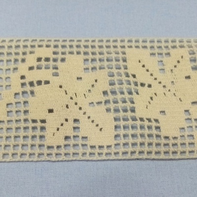 Entremeio de Renda R-208