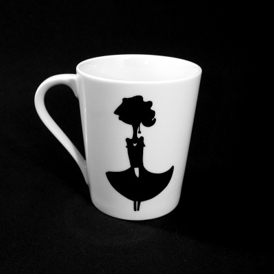 Strangers, Girl in Love - Caneca