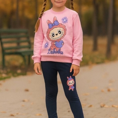 CONJUNTO LABUBU CARDADO "HEART" (6-12 ANOS)