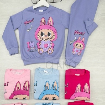 FATO DE TREINO LABUBU CARDADO "SWEET" (6-14 ANOS)