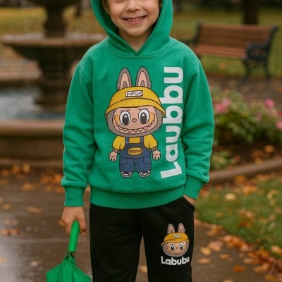 FATO DE TREINO LABUBU RAPAZ CARDADO (4-12 ANOS)