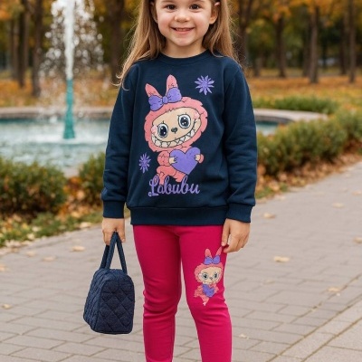 CONJUNTO LABUBU CARDADO "HEART" (6-12 ANOS)