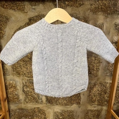 Fofo de Malha com manga cinza