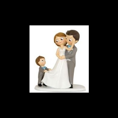 Noivos com menina/menino