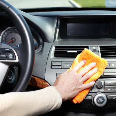 Tablo-A - Limpeza e Brilho para o Interior do Seu Carro