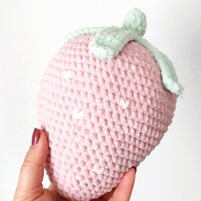 Morango Amigurumi
