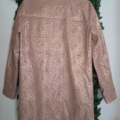 Casaco Rosa e Dourado
