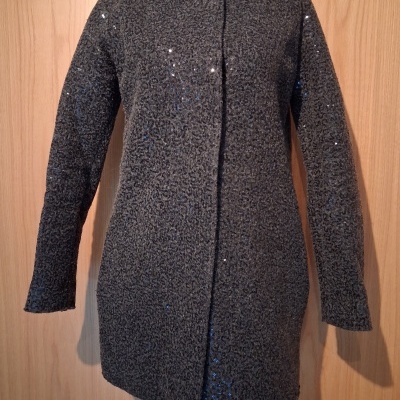 Casaco cinza brilhante