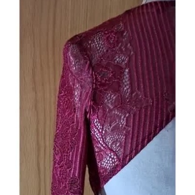 Vestido Renda Bordô