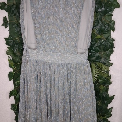 Vestido verde brilhante