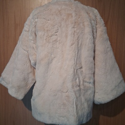 Casaco pêlo beje