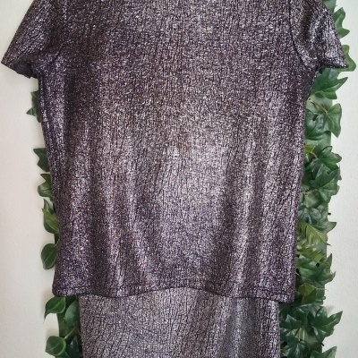 Conjunto blusa e saia