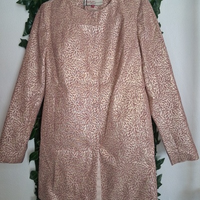 Casaco Rosa e Dourado