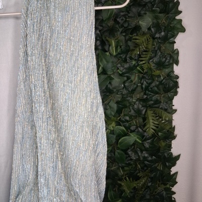 Vestido verde brilhante