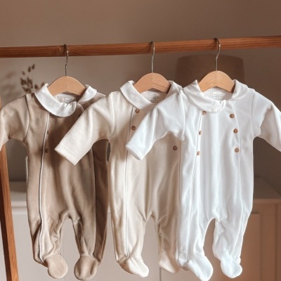 BABYGROW VELUDO BOTÕES