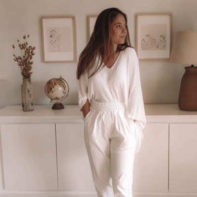 CALÇAS ELÁSTICA BRANCAS