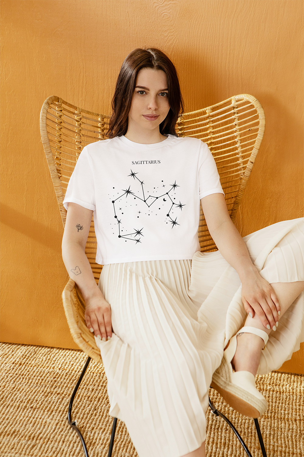 T-Shirt Mulher Constelações do Signo | Branco ou Preto