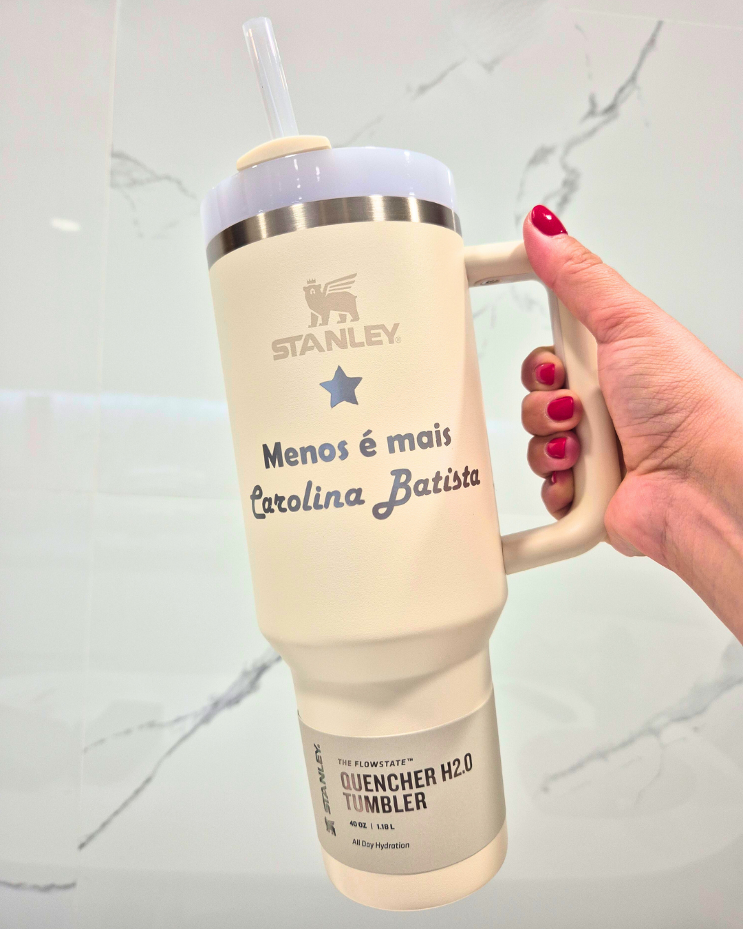 Copo&#x20;Stanley&#x20;Personalizado&#x20;com&#x20;Nome&#x20;e&#x20;Estrela&#x20;&#x2013;&#x20;1,2&#x202F;L&#x20;&#x7C;&#x20;Dourado,&#x20;Prateado&#x20;ou&#x20;Preto