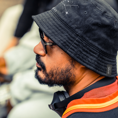 Chap&#x00E9;u&#x20;Bucket&#x20;Personalizado&#x20;Constela&#x00E7;&#x00F5;es&#x20;&#x7C;&#x20;Preto&#x20;ou&#x20;Bege