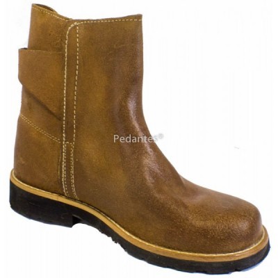 Botas homem com solas em pneu cosidas 2
