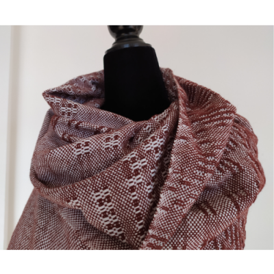 14. Cachecol tecido manualmente